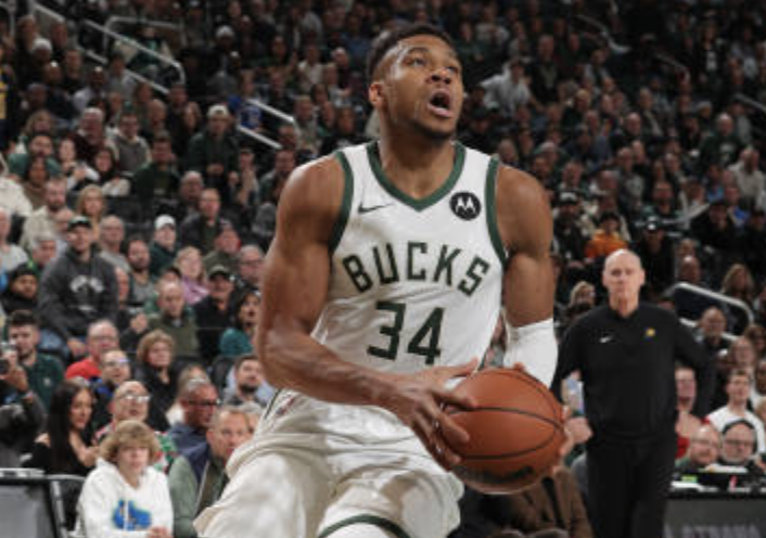  字母哥绝杀尼克斯z 